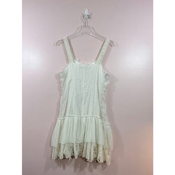 Pretty Angel Mini Dress in White Size Medium - Picture 5 of 7
